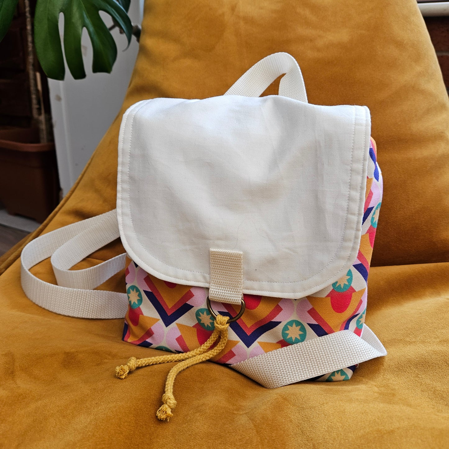 Carousel print mini Backpack