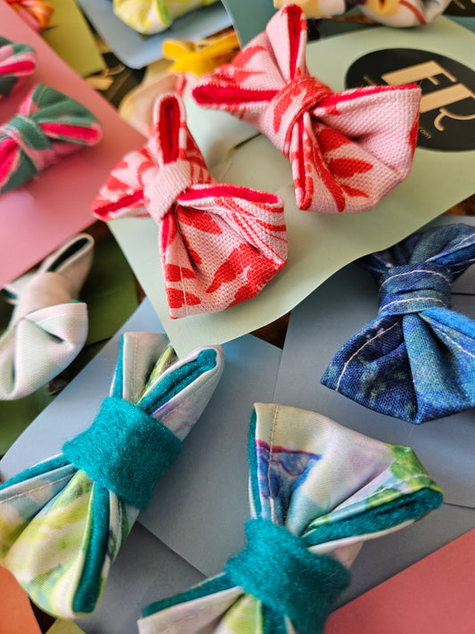 Bow clips - tropical leaves