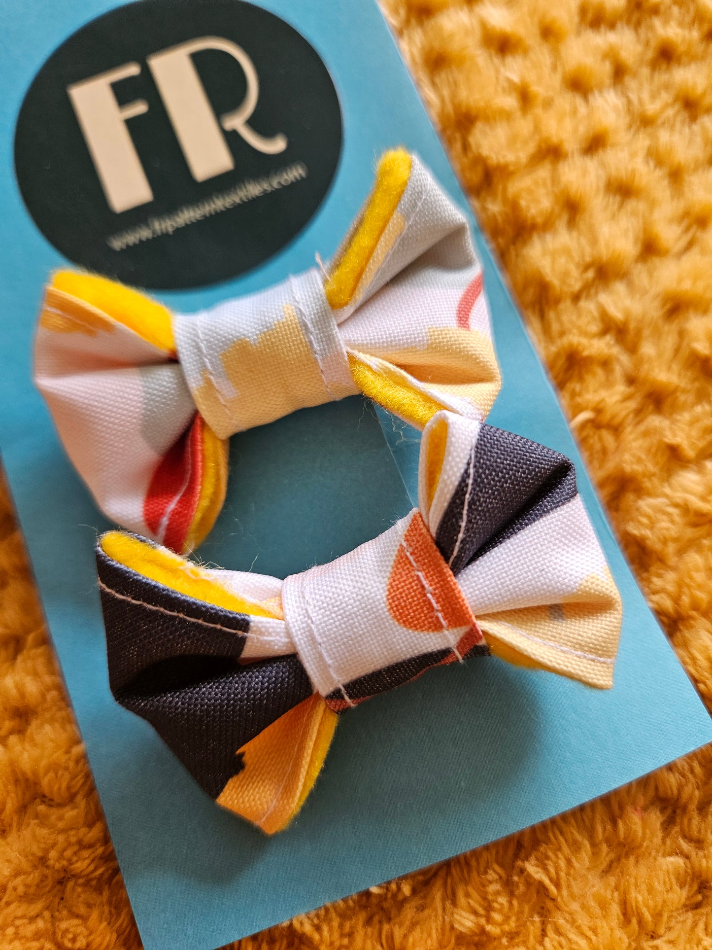 Bow clips - abstract shapes