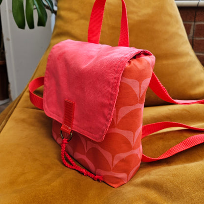 Scallop mini backpack