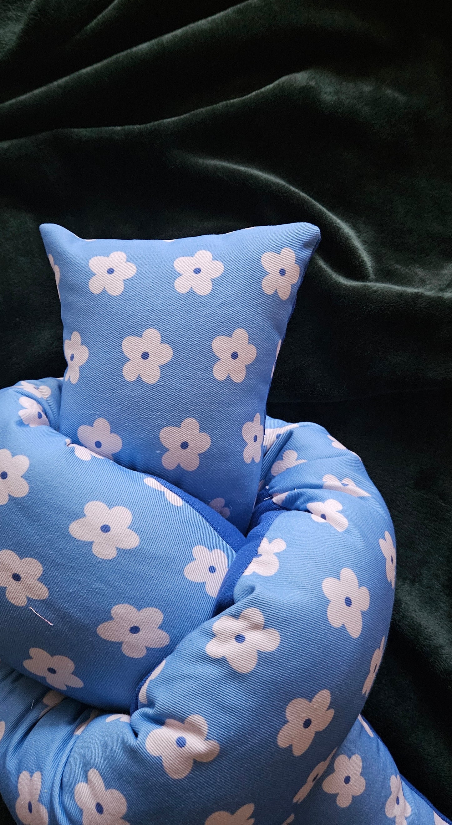 Cornflower blue cuddle loop