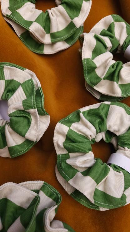 Checker squares scrunchies